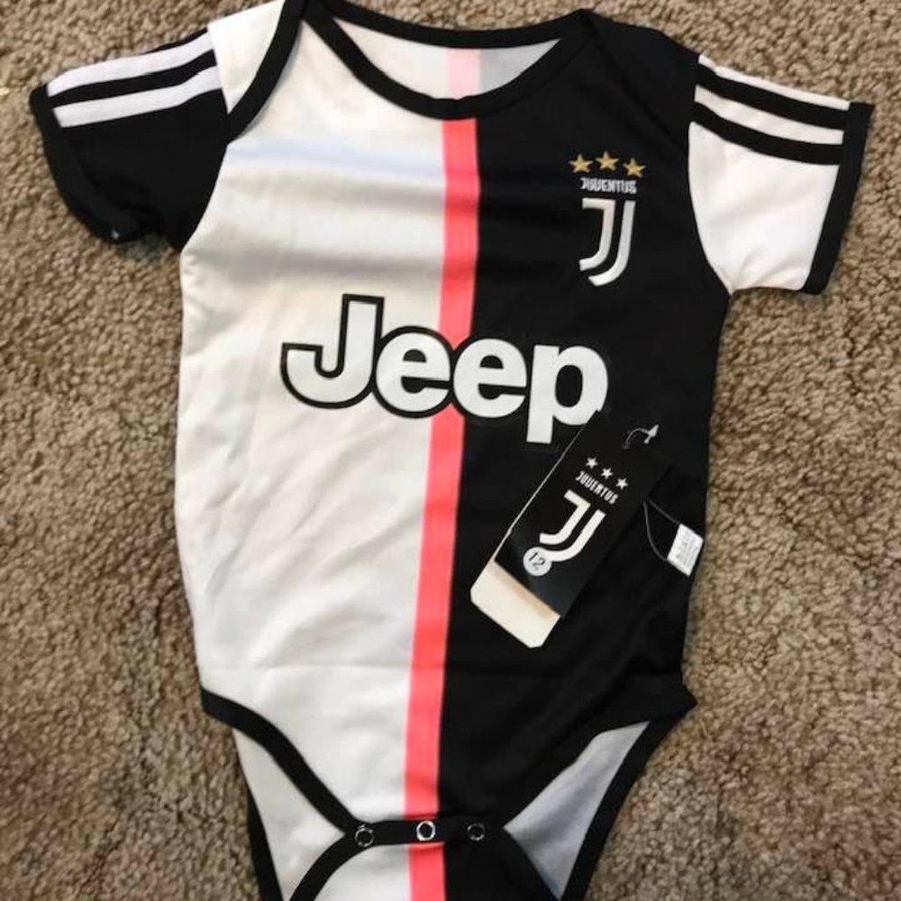 AUTHENTIC Juventus #7 Ronaldo 12m Onesies